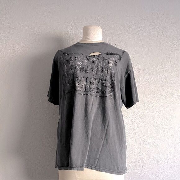 TapOut Dark Gray Slashed Tshirt Size Large - Picture 1 of 6